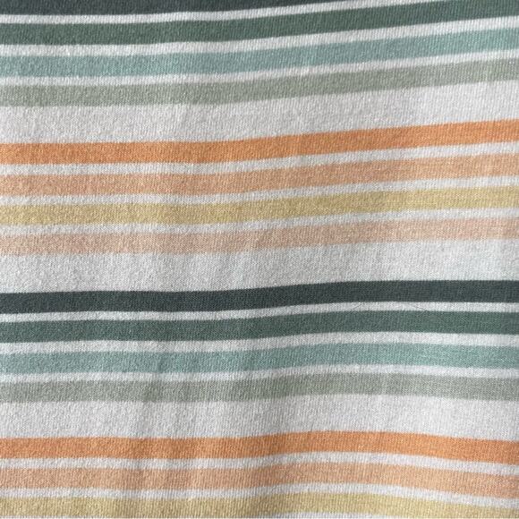 Westport Striped t-shirt size large knotted bottom - Picture 6 of 6